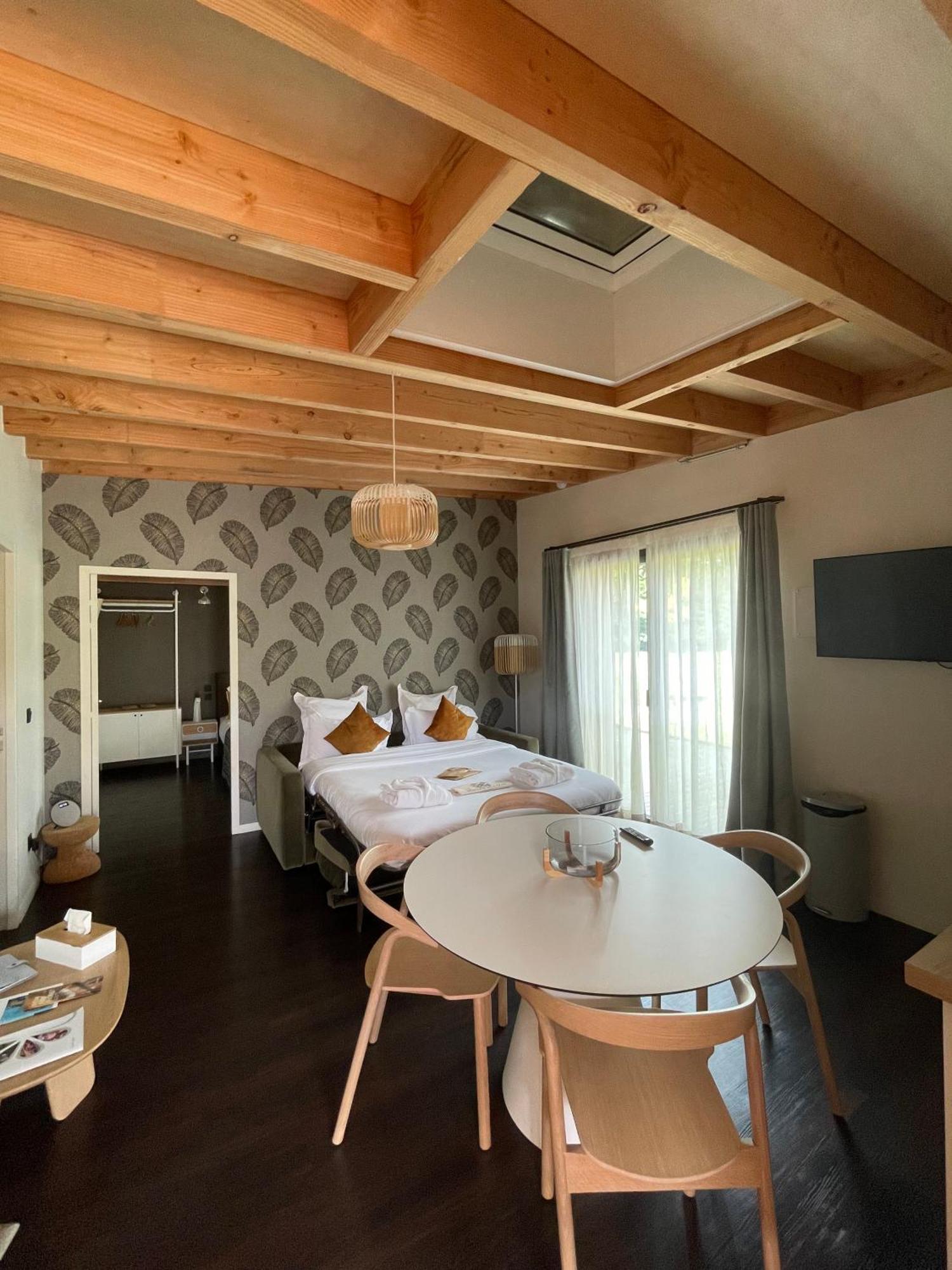 Domaine De L'Epau Eco-Resort Yvré-lʼÉvêque Buitenkant foto