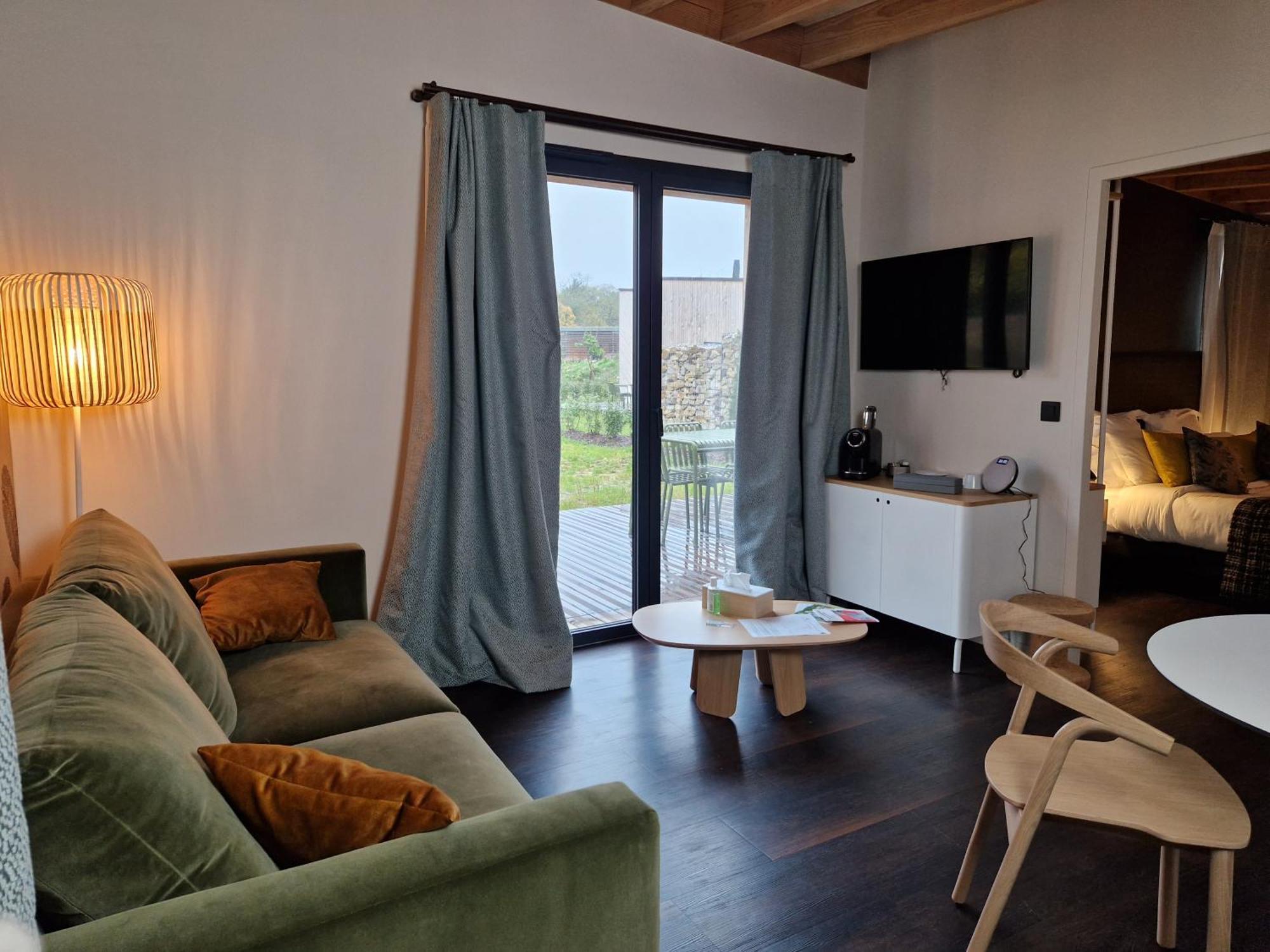 Domaine De L'Epau Eco-Resort Yvré-lʼÉvêque Buitenkant foto