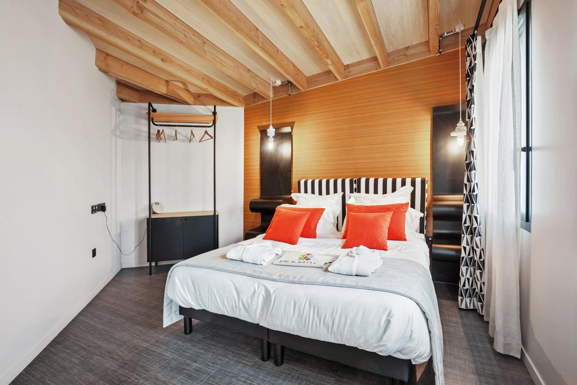 Domaine De L'Epau Eco-Resort Yvré-lʼÉvêque Buitenkant foto